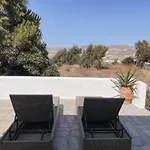 The Mykonos House - Newly Renovated Near Town Сasa de vacaciones Mykonos Town