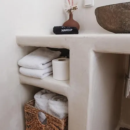 The Mykonos House - Newly Renovated Near Town Hébergement de vacances *