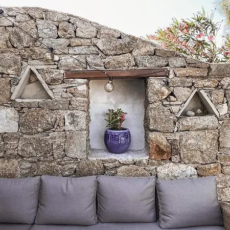 The Mykonos House - Newly Renovated Near Town Hébergement de vacances